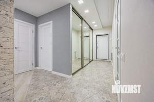 Коттедж 210м², 2-этажный, участок 8 сот.