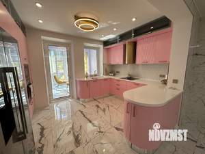 Таунхаус 216м², 3-этажный, участок 2 сот.