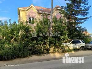 Дом 245м², 3-этажный, участок 7 сот.