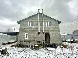 Дом 179м², 2-этажный, участок 4 сот.