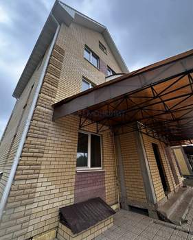 Дом 256м², 3-этажный, участок 2 сот.