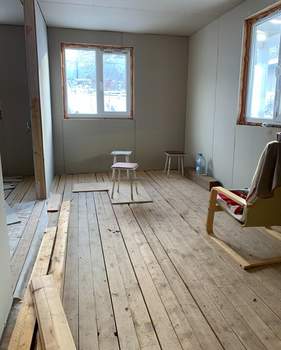 Дом 93м², 2-этажный, участок 4 сот.