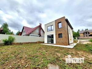 Дом 120м², 2-этажный, участок 4 сот.