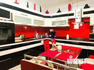 Дом 273м², 2-этажный, участок 23 сот.