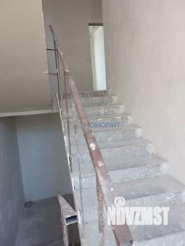 Таунхаус 226м², 3-этажный, участок 4 сот.