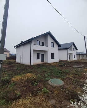 Дом 168м², 2-этажный, участок 7 сот.