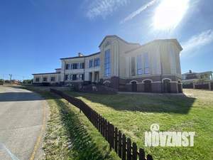 Дом 1604м², 2-этажный, участок 30 сот.