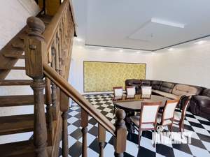 Дом 200м², 2-этажный, участок 6 сот.