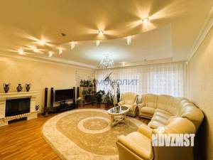 Дом 224м², 2-этажный, участок 10 сот.