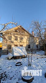 Дом 240м², 3-этажный, участок 11 сот.