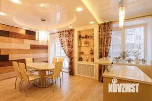 Дом 888м², 4-этажный, участок 5 сот.