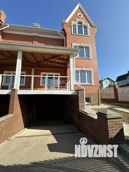 Таунхаус 315м², 3-этажный, участок 2 сот.