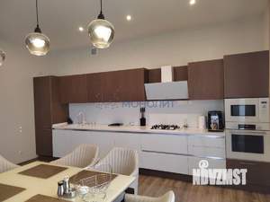 Таунхаус 230м², 3-этажный, участок 2 сот.