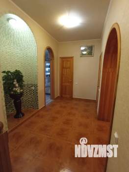 Коттедж 520м², 4-этажный, участок 10 сот.