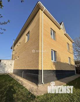 Дом 446м², 3-этажный, участок 7 сот.