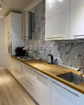 Дом 144м², 3-этажный, участок 1 сот.