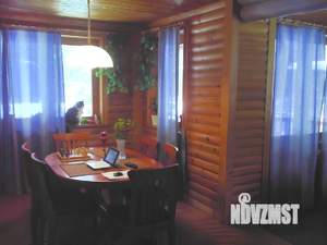 Дом 259м², 3-этажный, участок 18 сот.