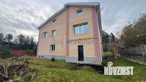 Дом 544м², 3-этажный, участок 15 сот.