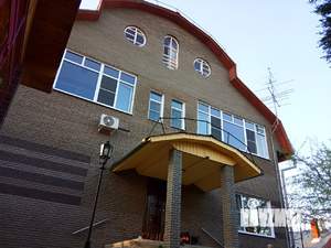 Коттедж 460м², 2-этажный, участок 7 сот.