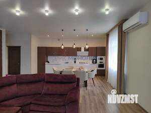 Таунхаус 230м², 3-этажный, участок 2 сот.