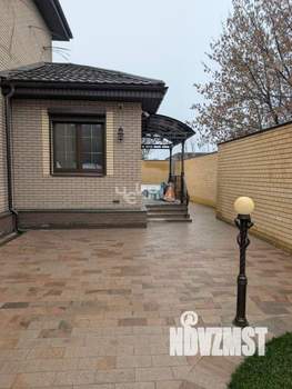 Дом 307м², 3-этажный, участок 383 сот.