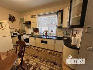 Дом 104м², 2-этажный, участок 7 сот.