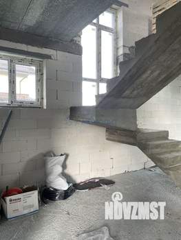 Коттедж 144м², 2-этажный, участок 5 сот.