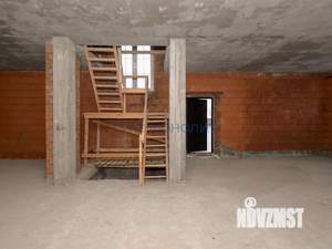 Таунхаус 315м², 3-этажный, участок 5 сот.