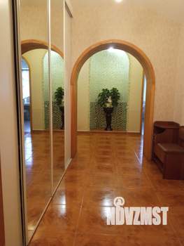 Коттедж 520м², 4-этажный, участок 10 сот.