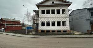 Дом 700м², 3-этажный, участок 6 сот.