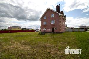 Дом 318м², 3-этажный, участок 20 сот.