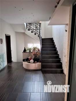 Коттедж 293м², 2-этажный, участок 65 сот.