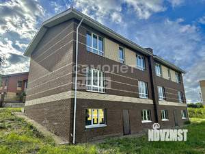 Таунхаус 242м², 3-этажный, участок 5 сот.