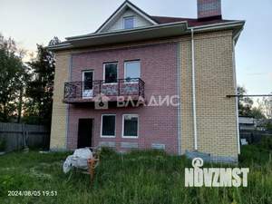 Дом 245м², 3-этажный, участок 7 сот.