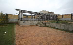 Дом 366м², 3-этажный, участок 18 сот.