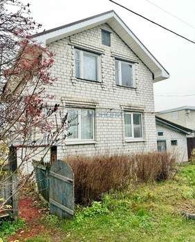 Дом 156м², 2-этажный, участок 15 сот.