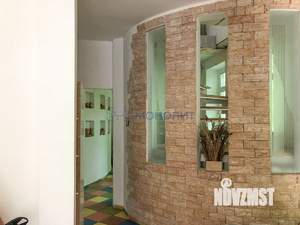 Дом 211м², 2-этажный, участок 6 сот.