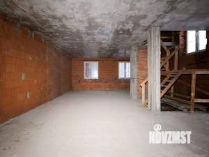 Таунхаус 315м², 3-этажный, участок 5 сот.