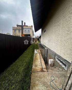 Дом 345м², 3-этажный, участок 13 сот.