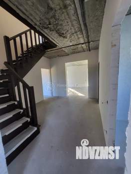 Дом 177м², 2-этажный, участок 8 сот.