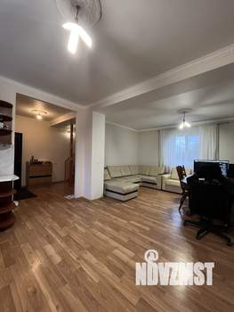 Дом 84м², 2-этажный, участок 7 сот.