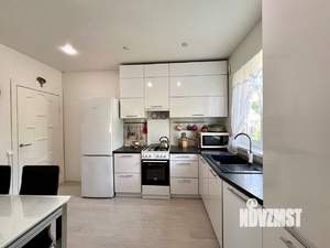 Дом 65м², 2-этажный, участок 33 сот.