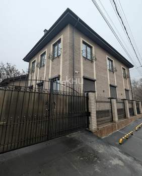 Дом 307м², 3-этажный, участок 383 сот.