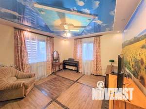 Дом 309м², 3-этажный, участок 10 сот.