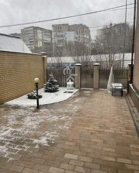 Дом 307м², 3-этажный, участок 383 сот.