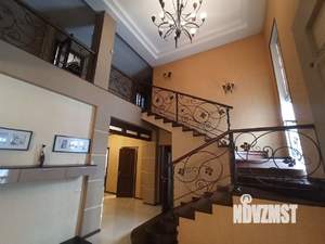Коттедж 320м², 2-этажный, на длительный срок, 