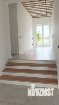 Дом 210м&sup2;, 1-этажный, на длительный срок, 