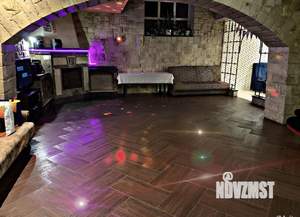 Дом 300м², 2-этажный, посуточно, 