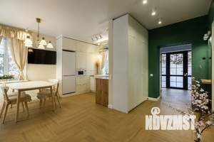 Дом 140м&sup2;, 2-этажный, посуточно, 