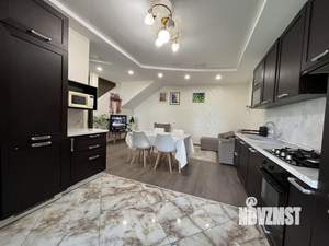 Таунхаус 120м², 3-этажный, на длительный срок, 